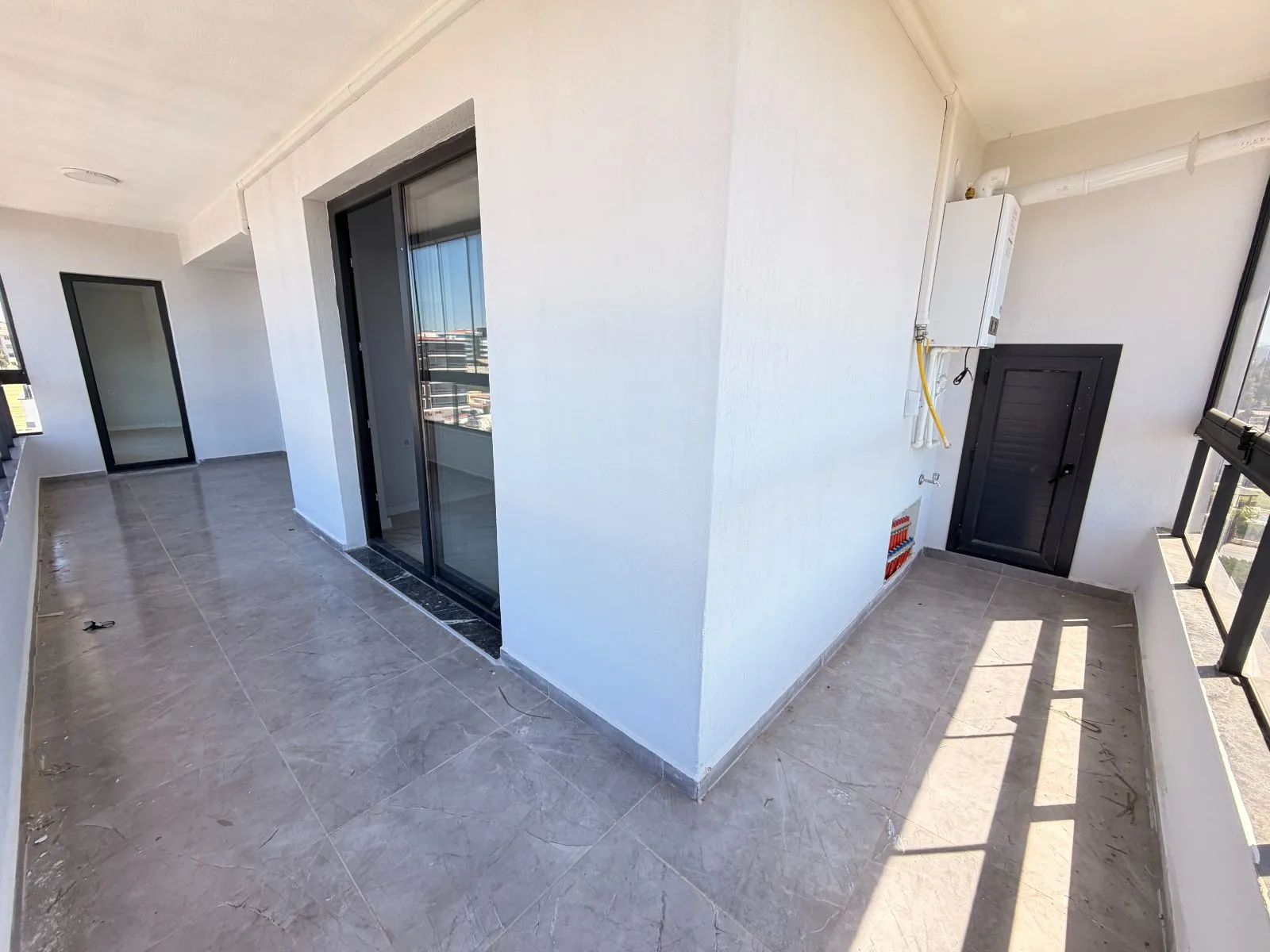 TORBALI MAHALLESİ HAVUZLU SİTE İÇİ SATILIK 3+1 DAİRE GENİŞ FERAH - 13