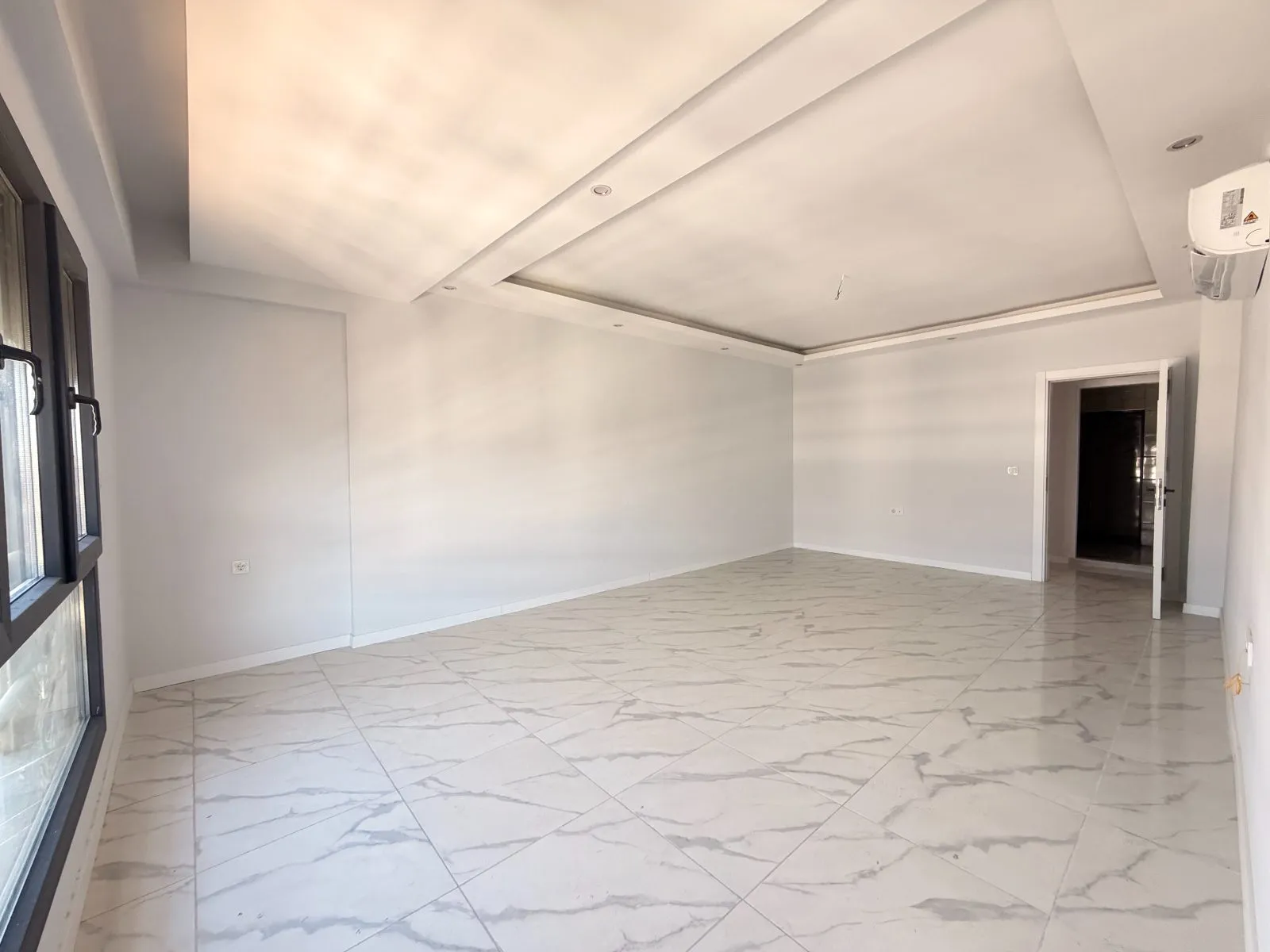 TORBALI MAHALLESİ HAVUZLU SİTE İÇİ SATILIK 3+1 DAİRE GENİŞ FERAH - 15