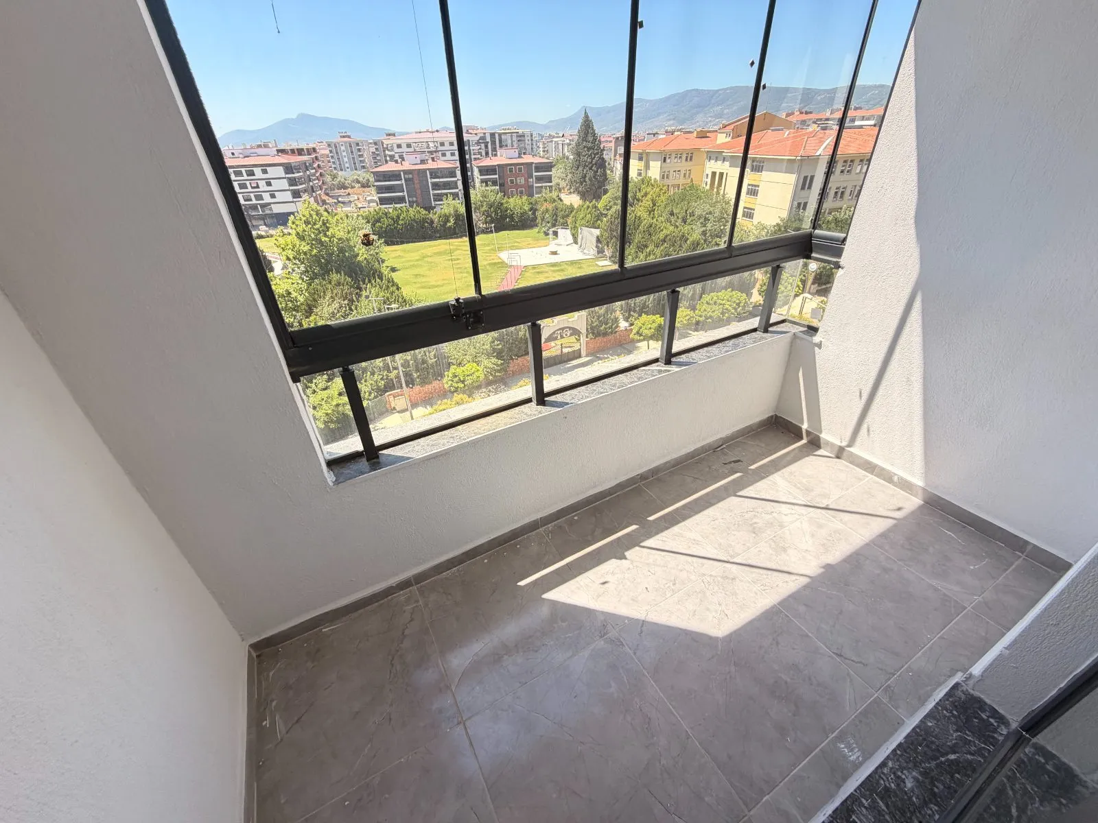 TORBALI MAHALLESİ HAVUZLU SİTE İÇİ SATILIK 3+1 DAİRE GENİŞ FERAH - 27