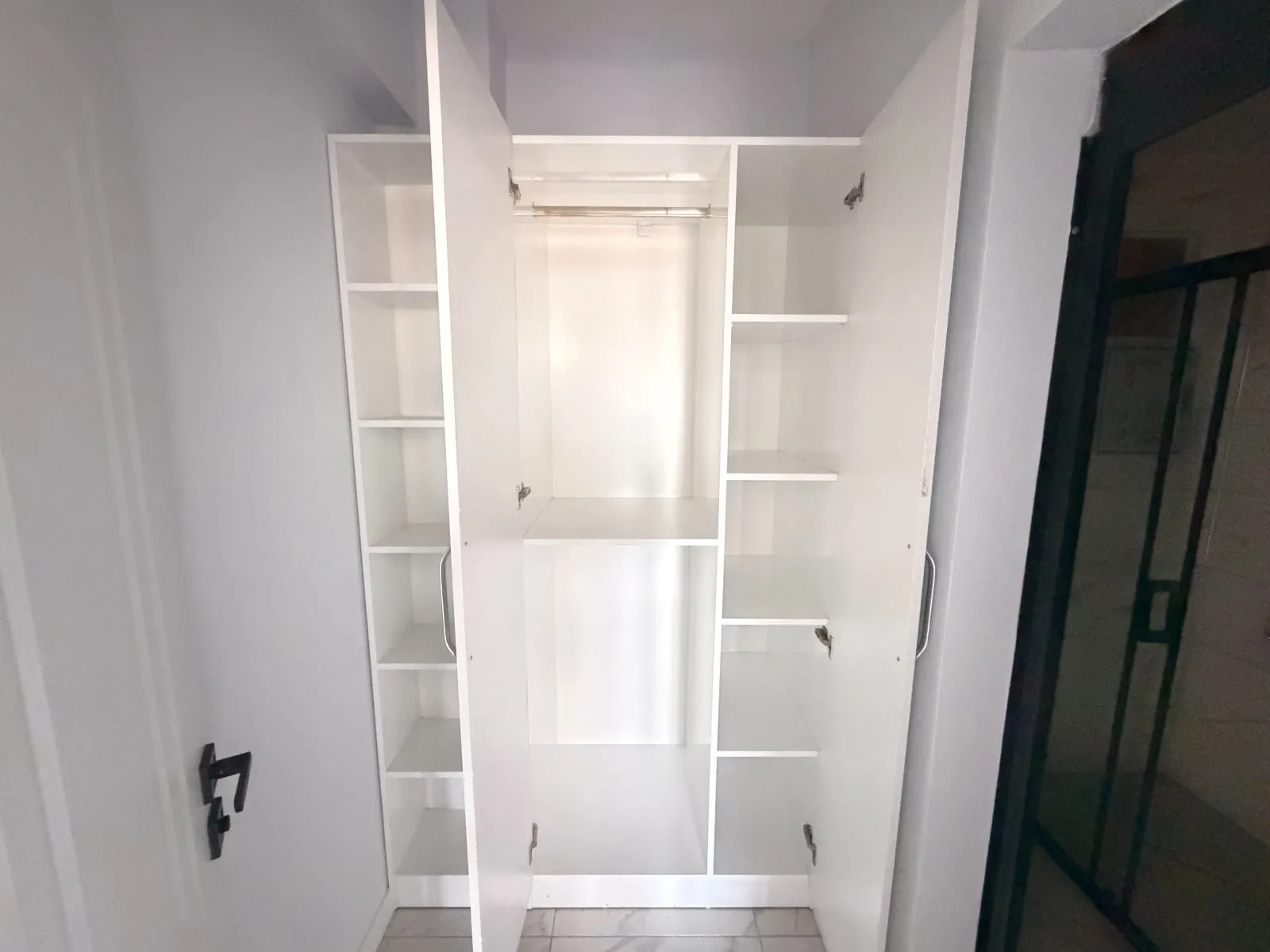 TORBALI MAHALLESİ HAVUZLU SİTE İÇİ SATILIK 3+1 DAİRE GENİŞ FERAH - 28