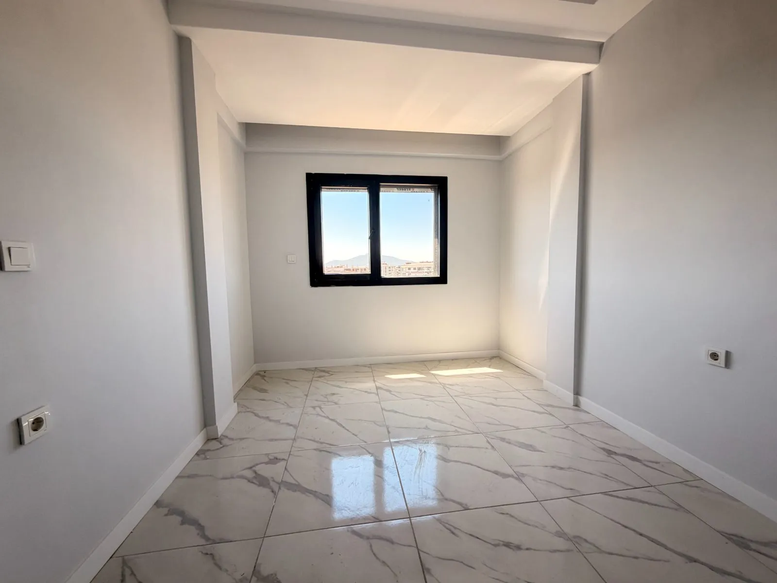 TORBALI MAHALLESİ HAVUZLU SİTE İÇİ SATILIK 3+1 DAİRE GENİŞ FERAH - 32