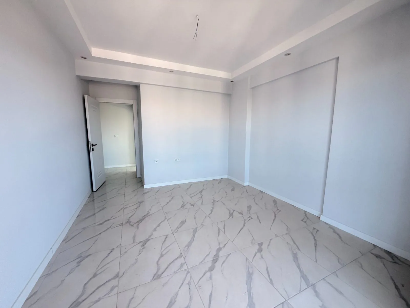 TORBALI MAHALLESİ HAVUZLU SİTE İÇİ SATILIK 3+1 DAİRE GENİŞ FERAH - 35