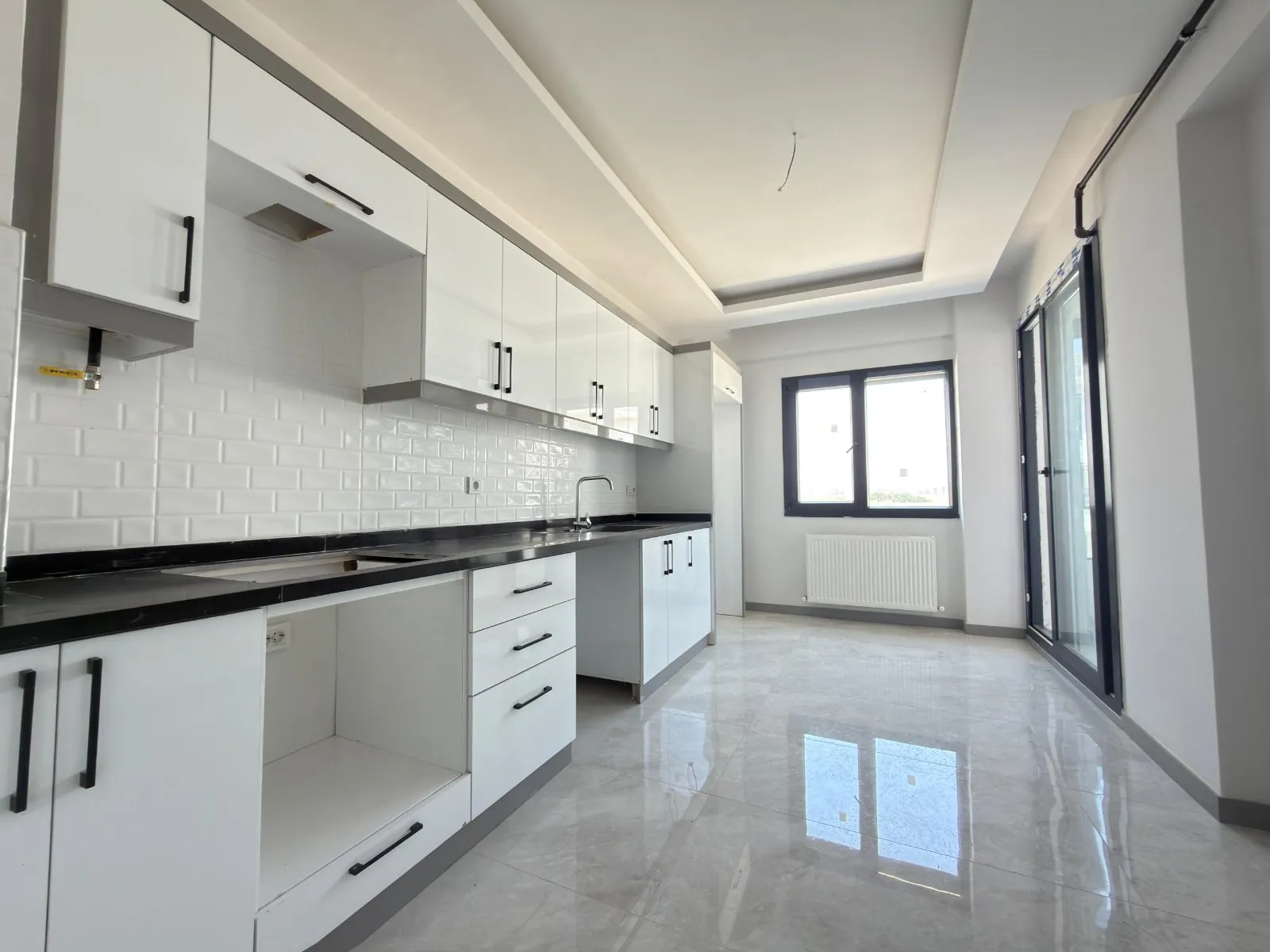 Torbalı Muratbey'de Havuzlu Sitede Satılık 3+1 Daire