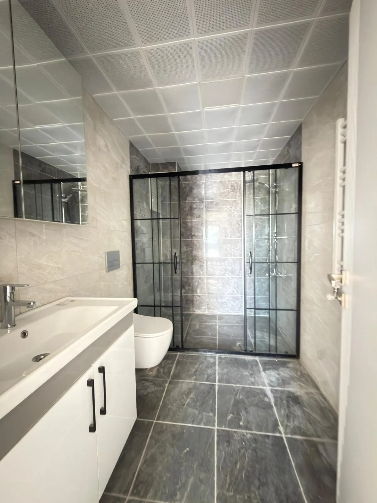 Torbalı Muratbey'de Havuzlu Sitede Satılık 3+1 Daire - 20