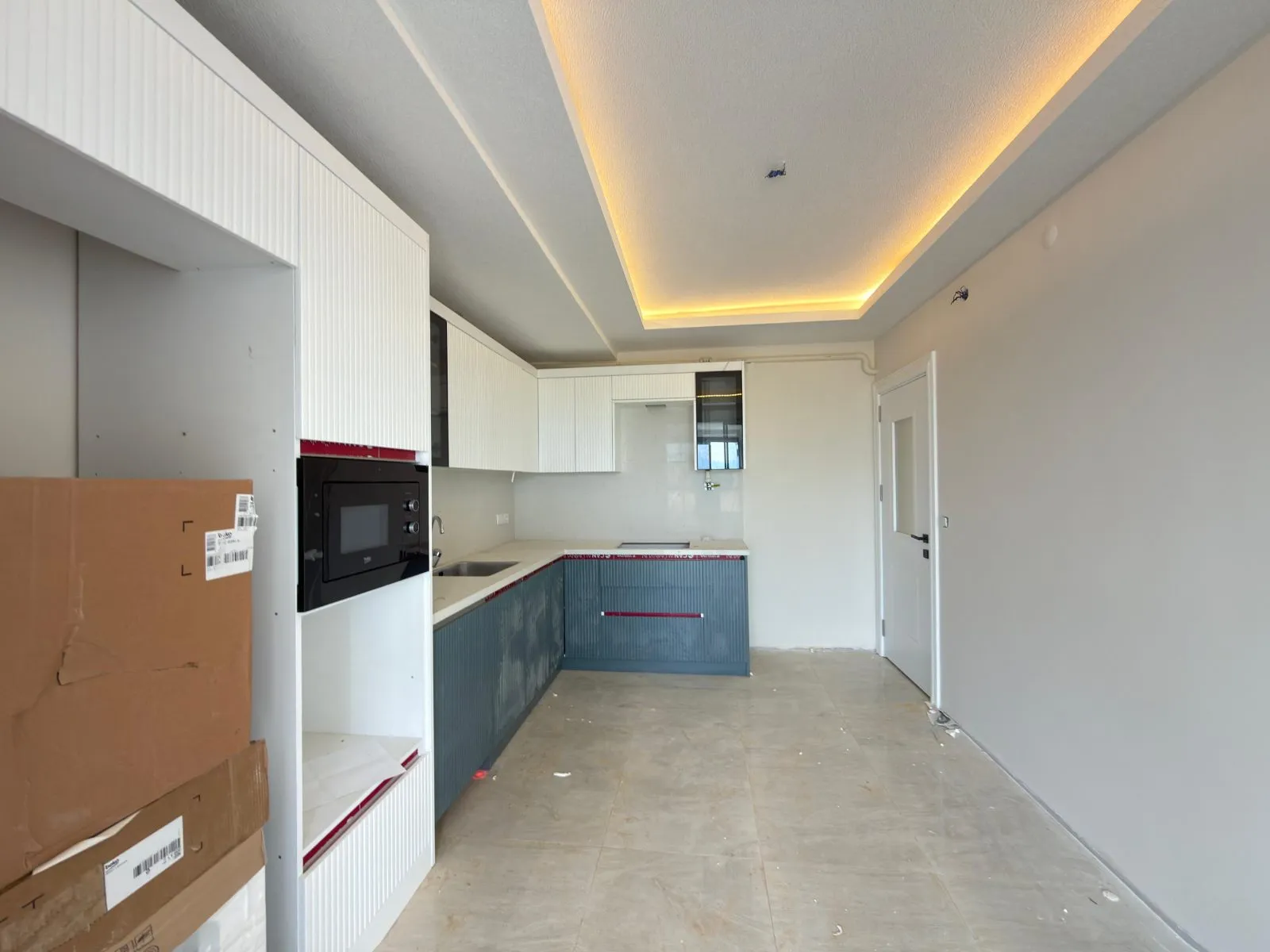 PRESTİJ'DEN TORBALI MURATBEYDE HAVUZLU SİTEDE 3+1 LÜKS DAİRE