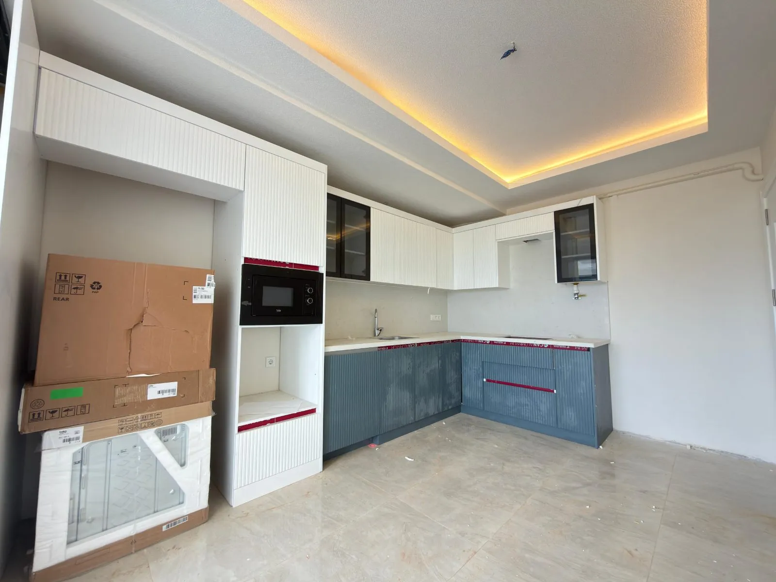 PRESTİJ'DEN TORBALI MURATBEYDE HAVUZLU SİTEDE 3+1 LÜKS DAİRE - 3