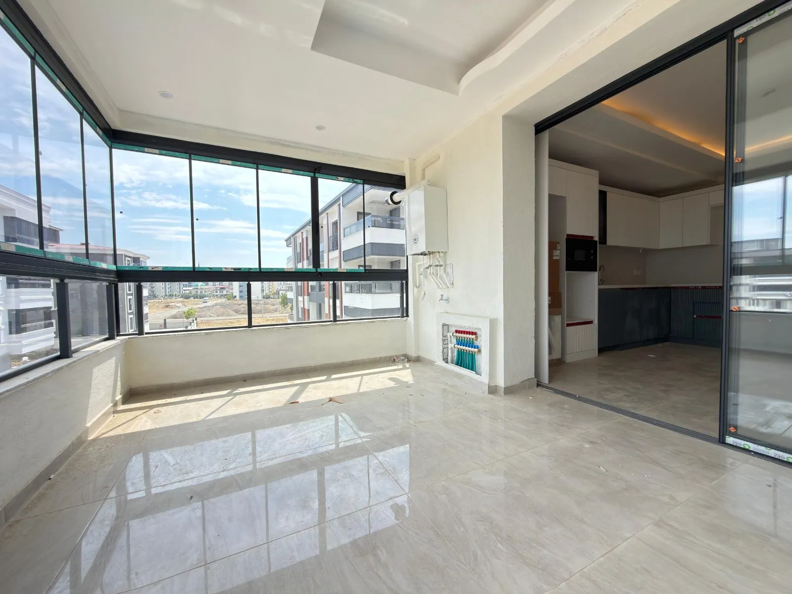 PRESTİJ'DEN TORBALI MURATBEYDE HAVUZLU SİTEDE 3+1 LÜKS DAİRE - 8