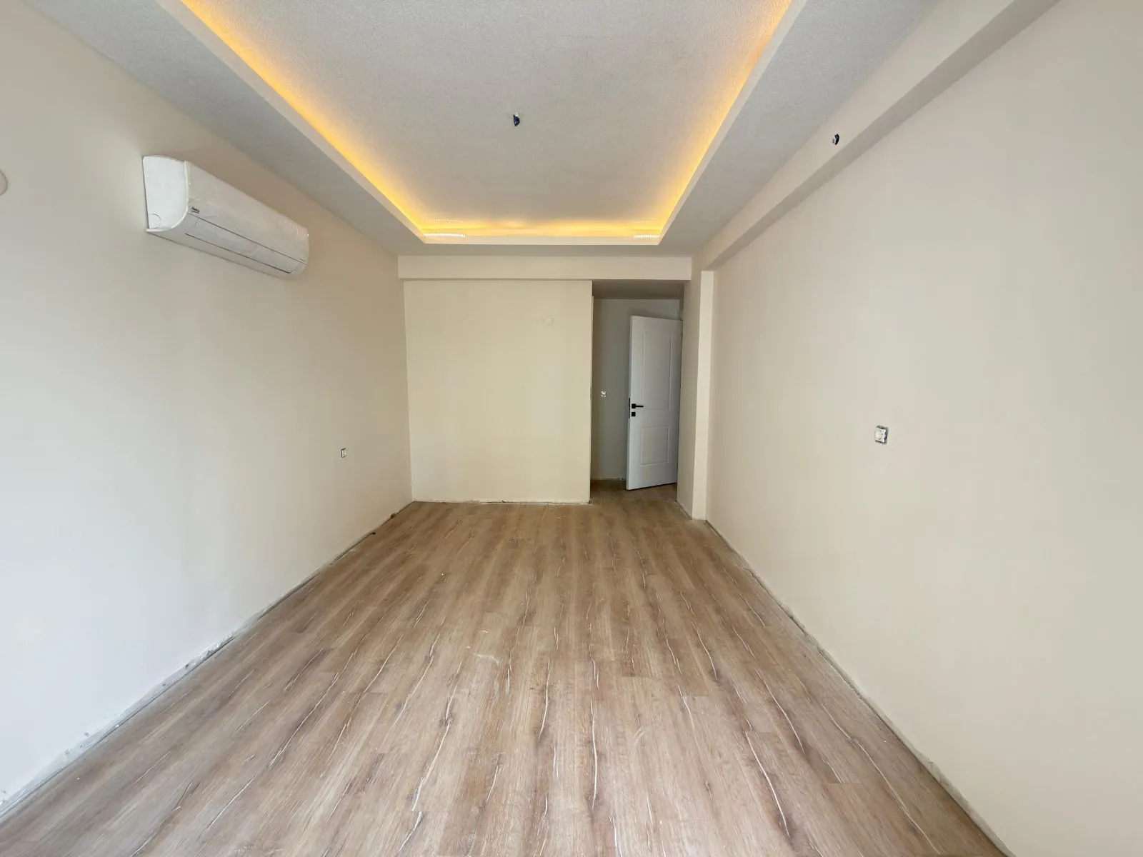PRESTİJ'DEN TORBALI MURATBEYDE HAVUZLU SİTEDE 3+1 LÜKS DAİRE - 35