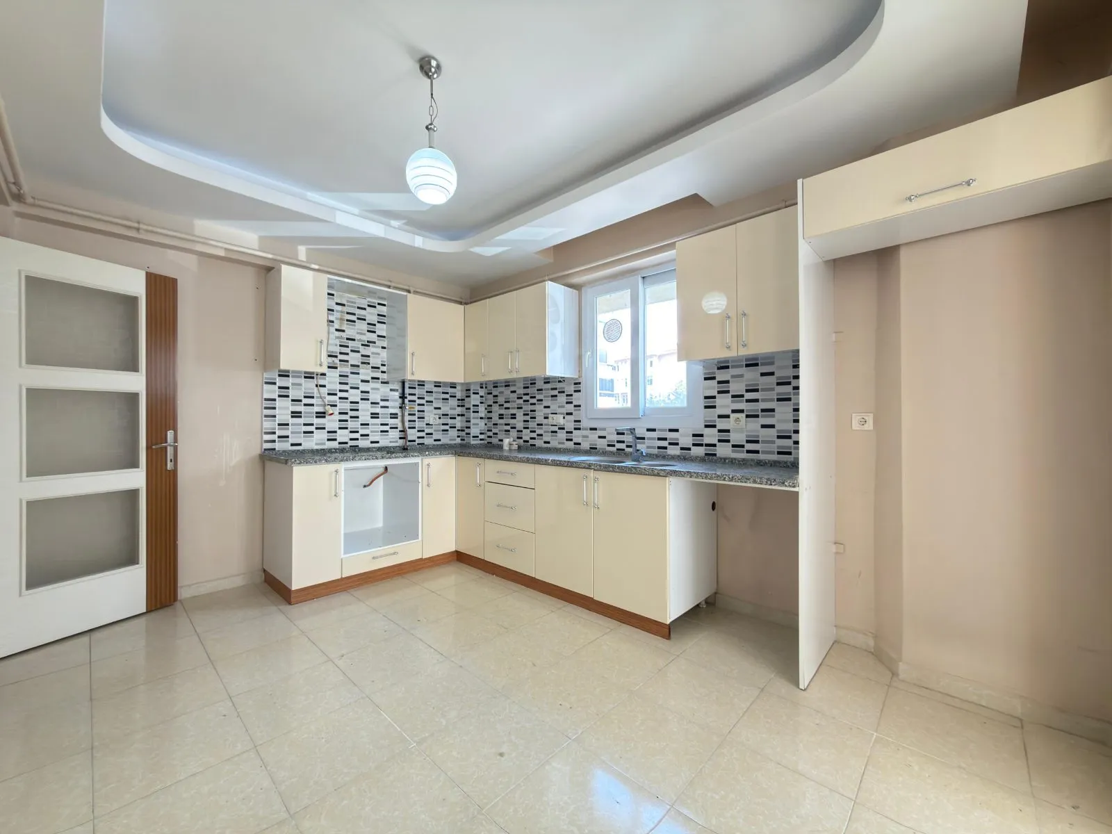 ALPKENT MAHALLESİ HASTANEYE YAKIN GENİŞ BALKONLU SATILIK DAİRE - 3