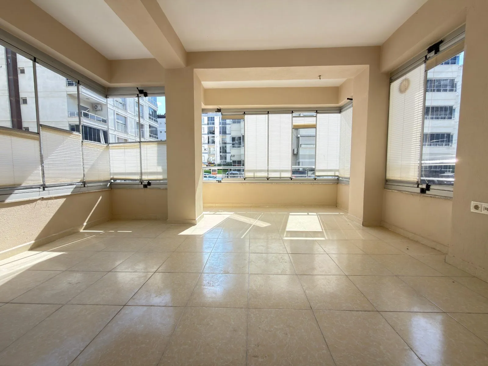 ALPKENT MAHALLESİ HASTANEYE YAKIN GENİŞ BALKONLU SATILIK DAİRE - 6