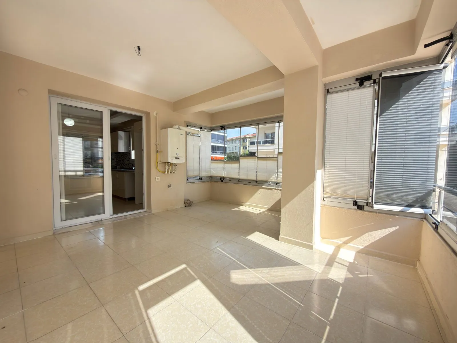 ALPKENT MAHALLESİ HASTANEYE YAKIN GENİŞ BALKONLU SATILIK DAİRE - 8