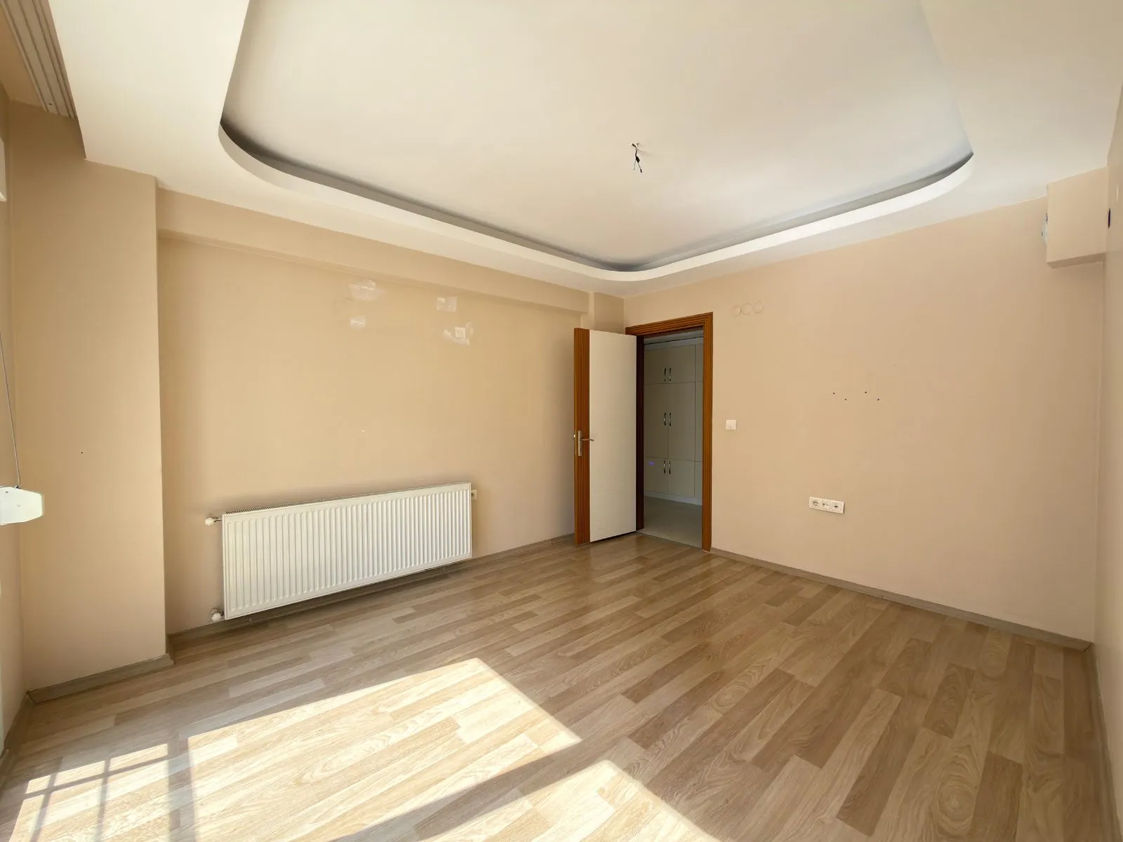ALPKENT MAHALLESİ HASTANEYE YAKIN GENİŞ BALKONLU SATILIK DAİRE - 9