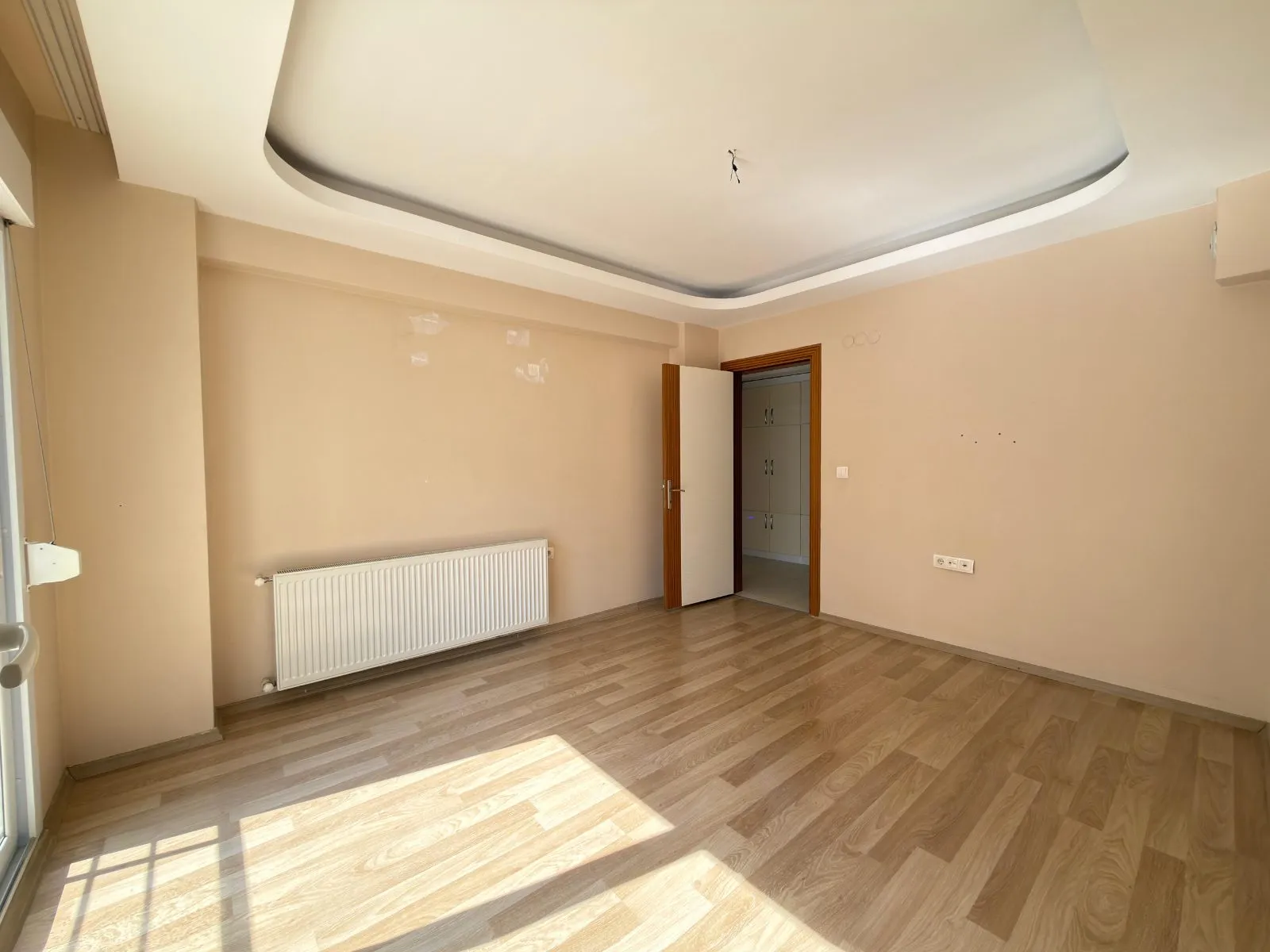 ALPKENT MAHALLESİ HASTANEYE YAKIN GENİŞ BALKONLU SATILIK DAİRE - 10