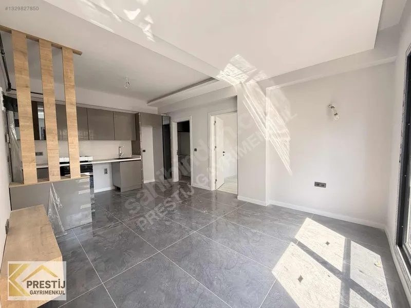 MURATBEYDE KORULUK PARKI KARŞISINDA SATILIK 1+1 DAİRE GENİŞ - 3