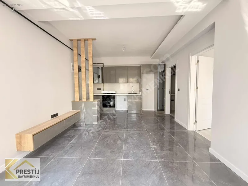 MURATBEYDE KORULUK PARKI KARŞISINDA SATILIK 1+1 DAİRE GENİŞ - 5