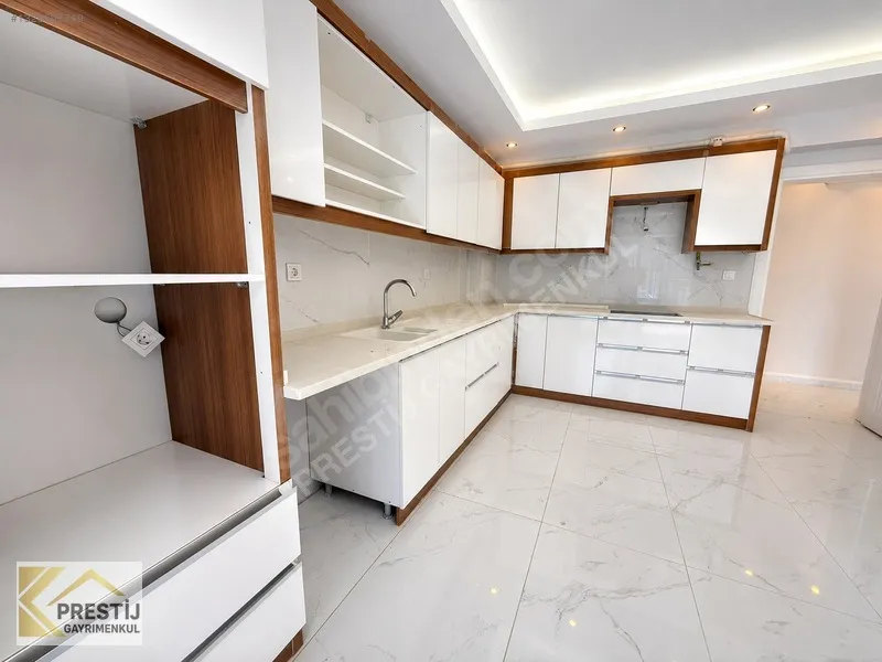 MURATBEY MAHALLESİ HAVUZ CEPHE SİTE İÇİ SATILIK 3+1 LÜKS DAİRE - 5