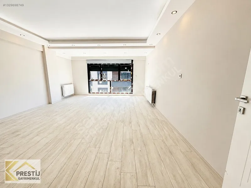 MURATBEY MAHALLESİ HAVUZ CEPHE SİTE İÇİ SATILIK 3+1 LÜKS DAİRE - 8