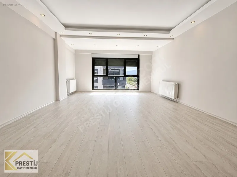 MURATBEY MAHALLESİ HAVUZ CEPHE SİTE İÇİ SATILIK 3+1 LÜKS DAİRE - 9
