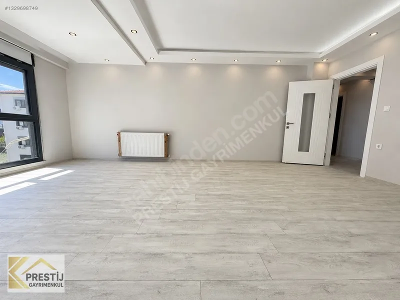 MURATBEY MAHALLESİ HAVUZ CEPHE SİTE İÇİ SATILIK 3+1 LÜKS DAİRE - 14