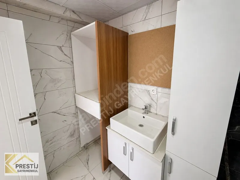 MURATBEY MAHALLESİ HAVUZ CEPHE SİTE İÇİ SATILIK 3+1 LÜKS DAİRE - 32