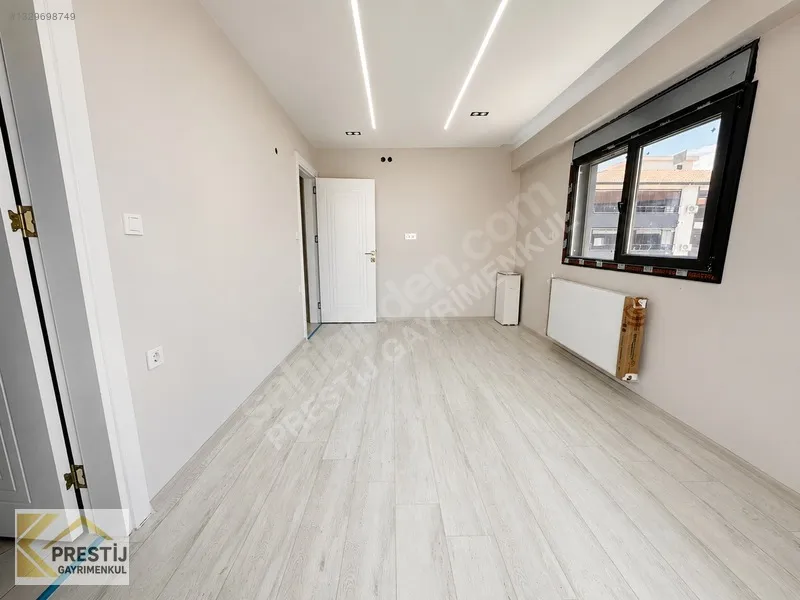 MURATBEY MAHALLESİ HAVUZ CEPHE SİTE İÇİ SATILIK 3+1 LÜKS DAİRE - 36