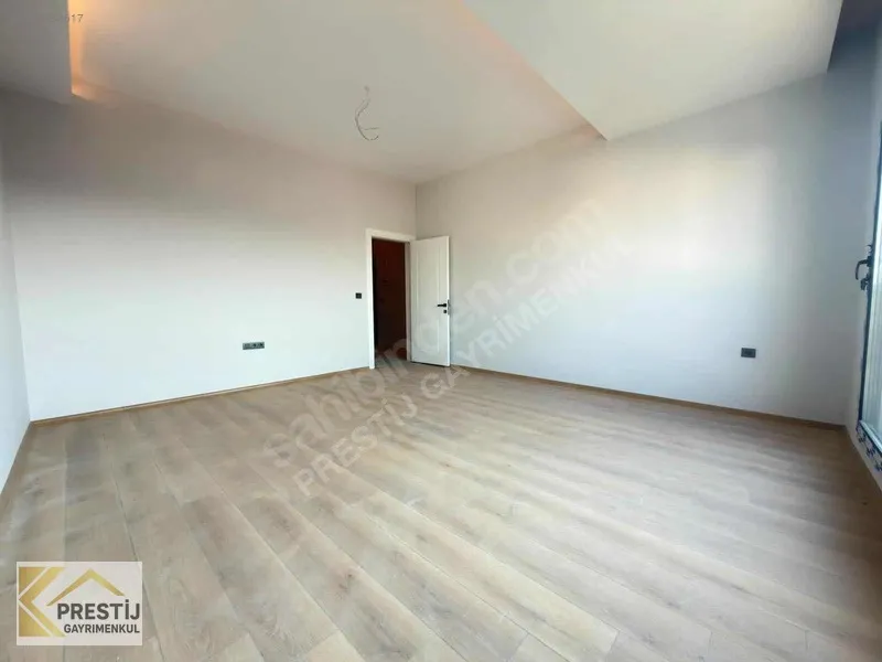 Sadık İleri Bulvarı Yanı Lüks 3+1 Her Katta Tek Daire - 8