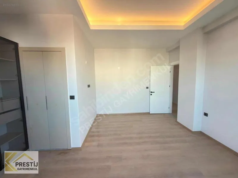 Sadık İleri Bulvarı Yanı Lüks 3+1 Her Katta Tek Daire - 9