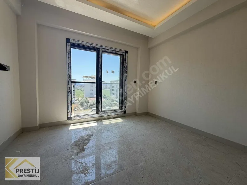 TORBALI'DA ULTRA LÜX 1+1 FIRSAT ARAKAT SATILIK DAİRE - 14