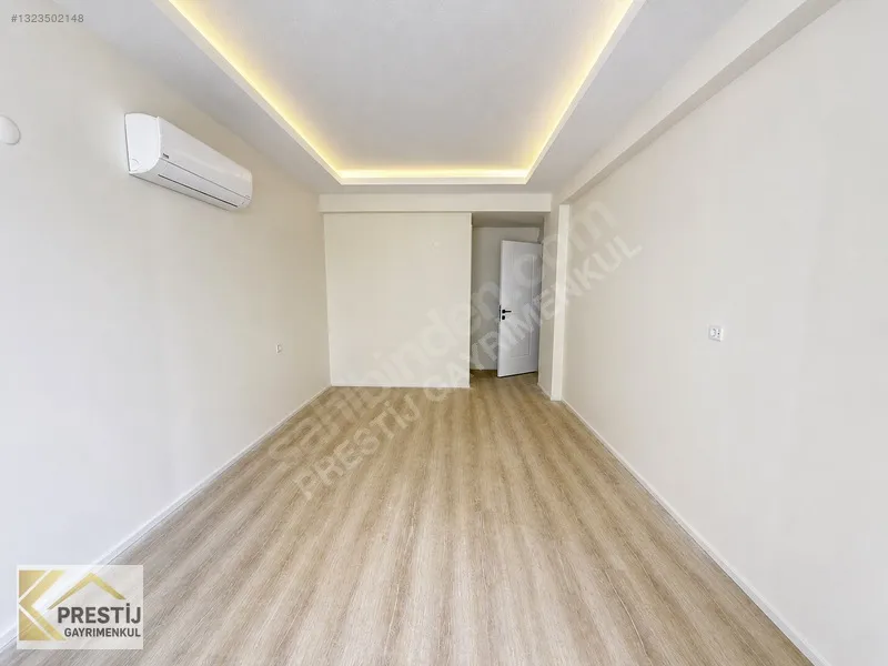 PRESTİJ'DEN TORBALI MURATBEYDE HAVUZLU SİTEDE 3+1 LÜKS DAİRE - 32