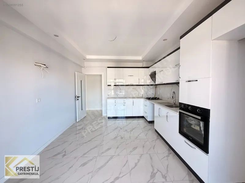 Torbalı'da Havuzlu Site İçinde Satılık 3+1 Lüks Daire - 6