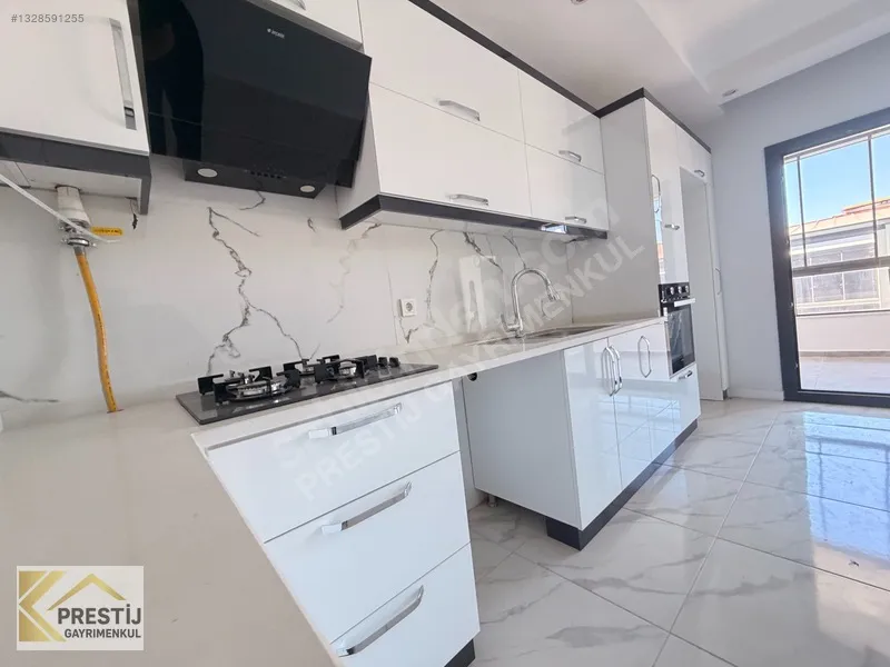 Torbalı'da Havuzlu Site İçinde Satılık 3+1 Lüks Daire - 12