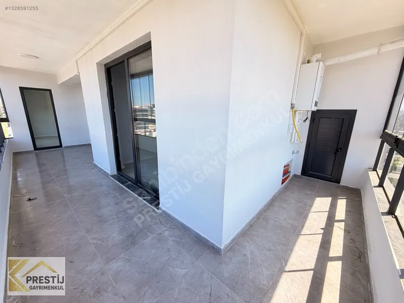Torbalı'da Havuzlu Site İçinde Satılık 3+1 Lüks Daire - 15