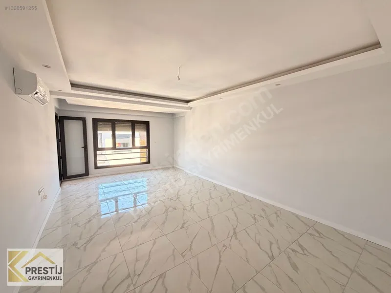 Torbalı'da Havuzlu Site İçinde Satılık 3+1 Lüks Daire - 19