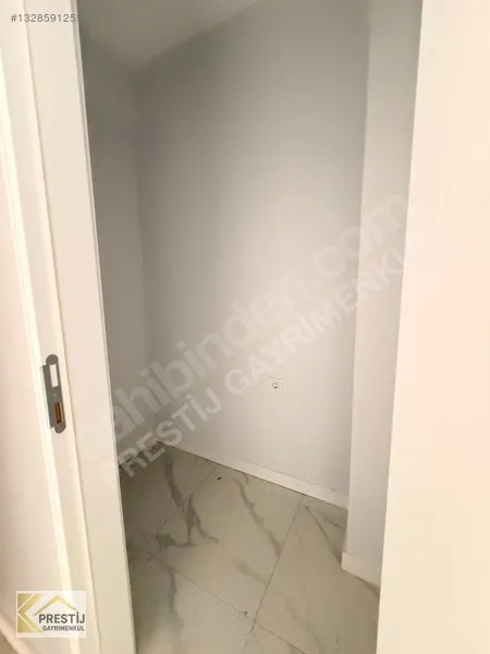 Torbalı'da Havuzlu Site İçinde Satılık 3+1 Lüks Daire - 23