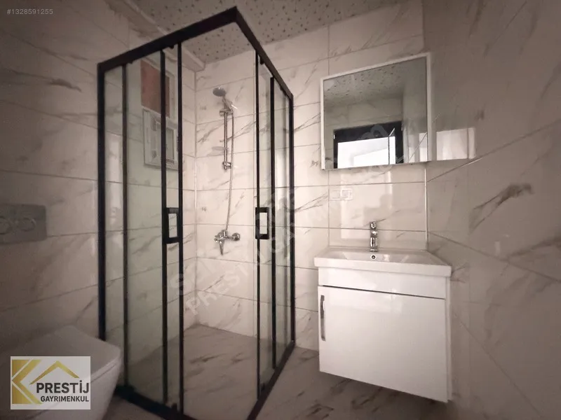 Torbalı'da Havuzlu Site İçinde Satılık 3+1 Lüks Daire - 32