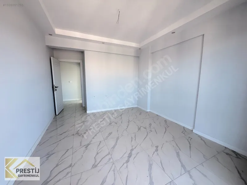 Torbalı'da Havuzlu Site İçinde Satılık 3+1 Lüks Daire - 37