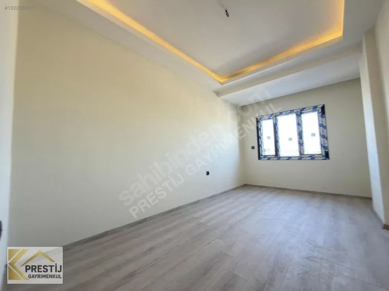 Torbalı'da Havuzlu Sitede Lüks Satılık 3+1 Daire - 5