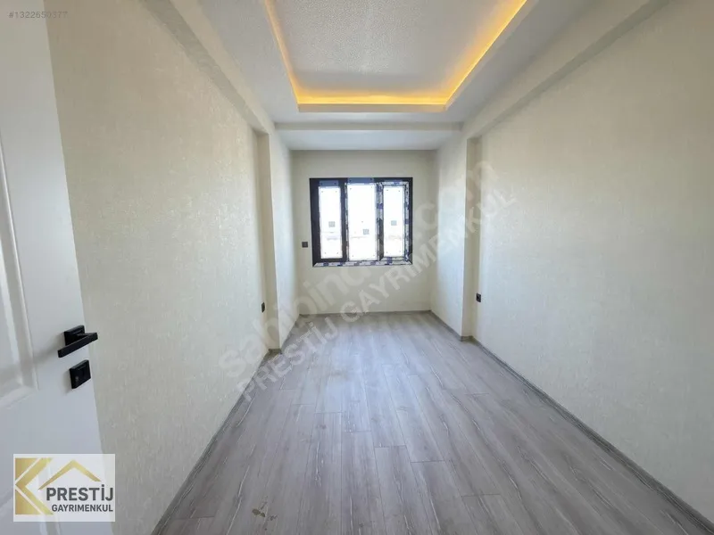 Torbalı'da Havuzlu Sitede Lüks Satılık 3+1 Daire - 8