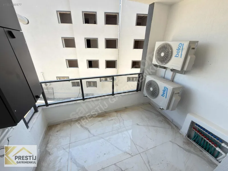 Torbalı'da Havuzlu Sitede Lüks Satılık 3+1 Daire - 12