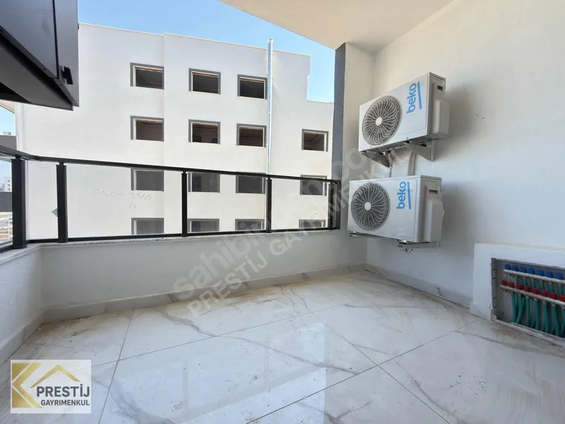Torbalı'da Havuzlu Sitede Lüks Satılık 3+1 Daire - 13