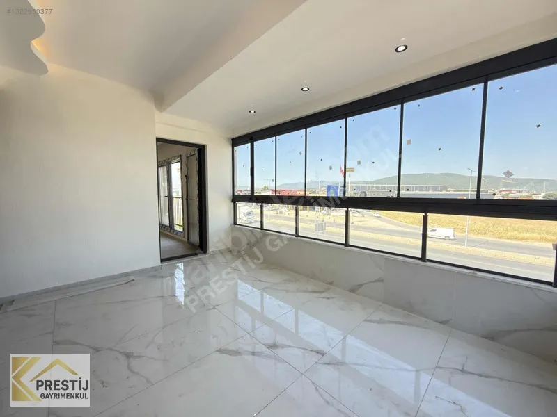 Torbalı'da Havuzlu Sitede Lüks Satılık 3+1 Daire - 34