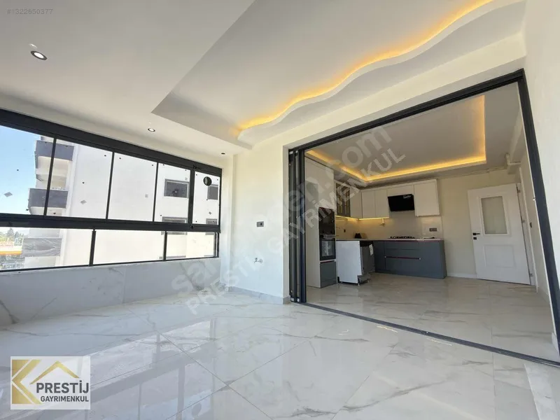Torbalı'da Havuzlu Sitede Lüks Satılık 3+1 Daire - 38