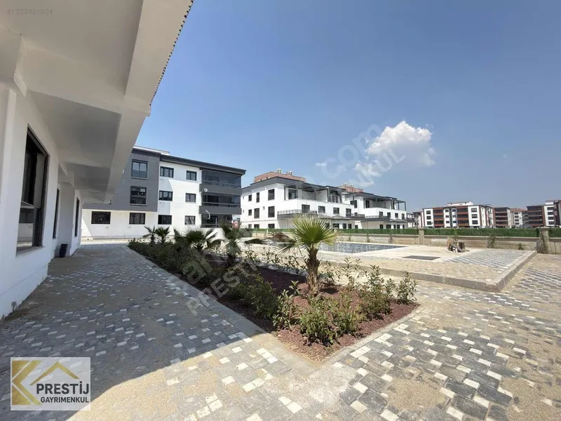 Torbalı Muratbey'de Havuzlu Sitede Satılık 3+1 Daire - 3