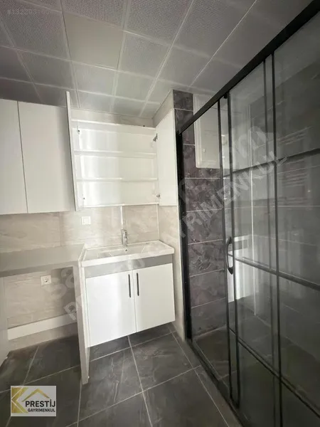 Torbalı Muratbey'de Havuzlu Sitede Satılık 3+1 Daire - 10