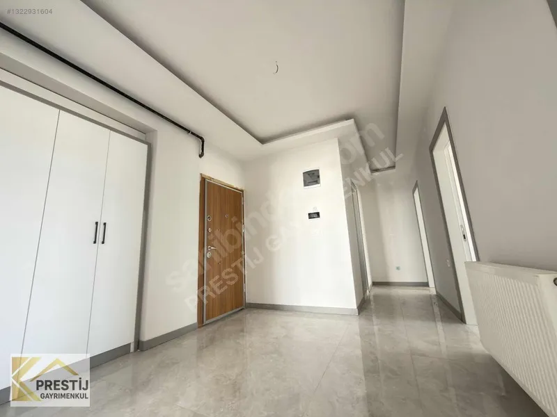 Torbalı Muratbey'de Havuzlu Sitede Satılık 3+1 Daire - 16