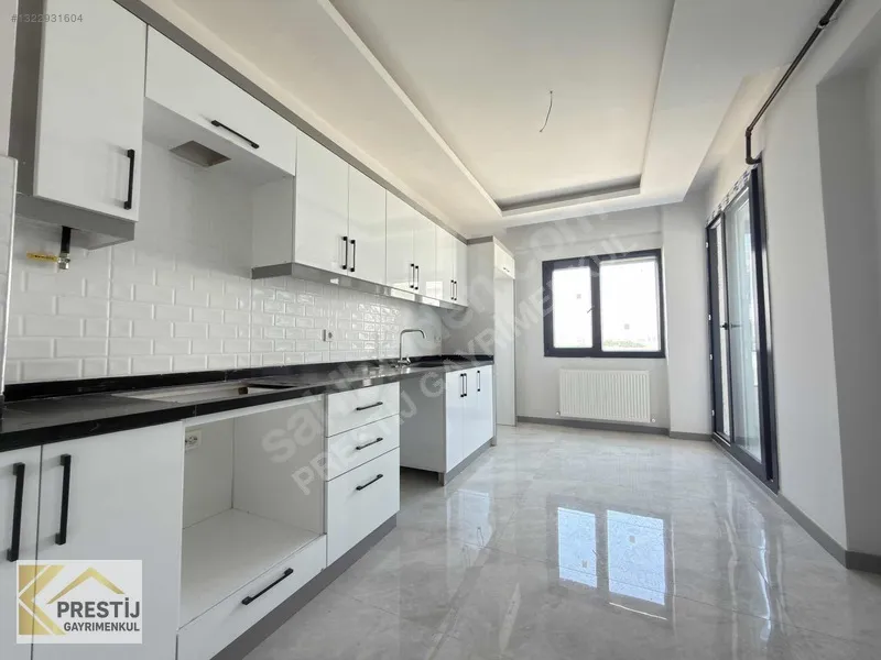 Torbalı Muratbey'de Havuzlu Sitede Satılık 3+1 Daire - 23