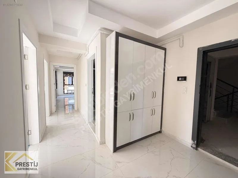 Torbalı Muratbey'de Havuzlu Sitede Satılık 3+1 Daire - 21