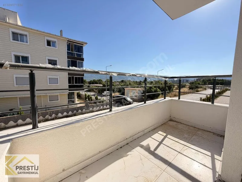 Torbalı Muratbey'de Havuzlu Sitede Satılık 3+1 Daire - 33