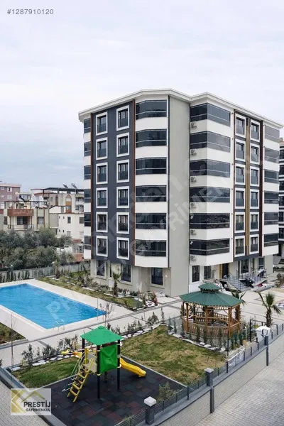 Torbalı Muratbeyde Havuzlu Site İçinde 3+1 Lüks satılık Daireler - 2
