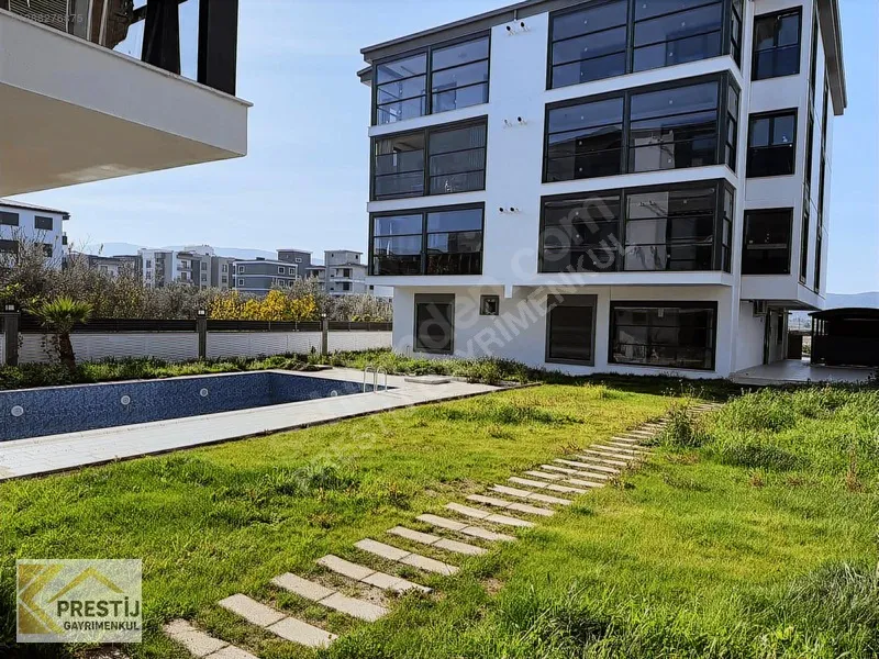 TORBALIDA SATILIK ULTRA LÜKS 3+1 HAVUZLU SİTE İÇİ DAİRE